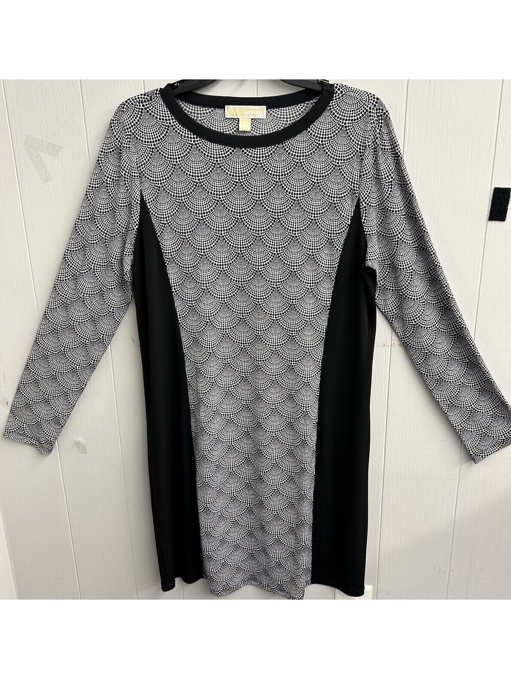Michael Kors Dress. Black With Chevron Pattern. Long Sleeve. Size Large. NWOT.